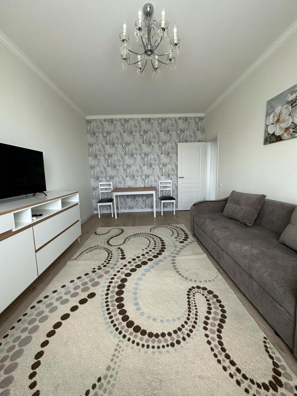 Aksay Distr Apartment Almaty